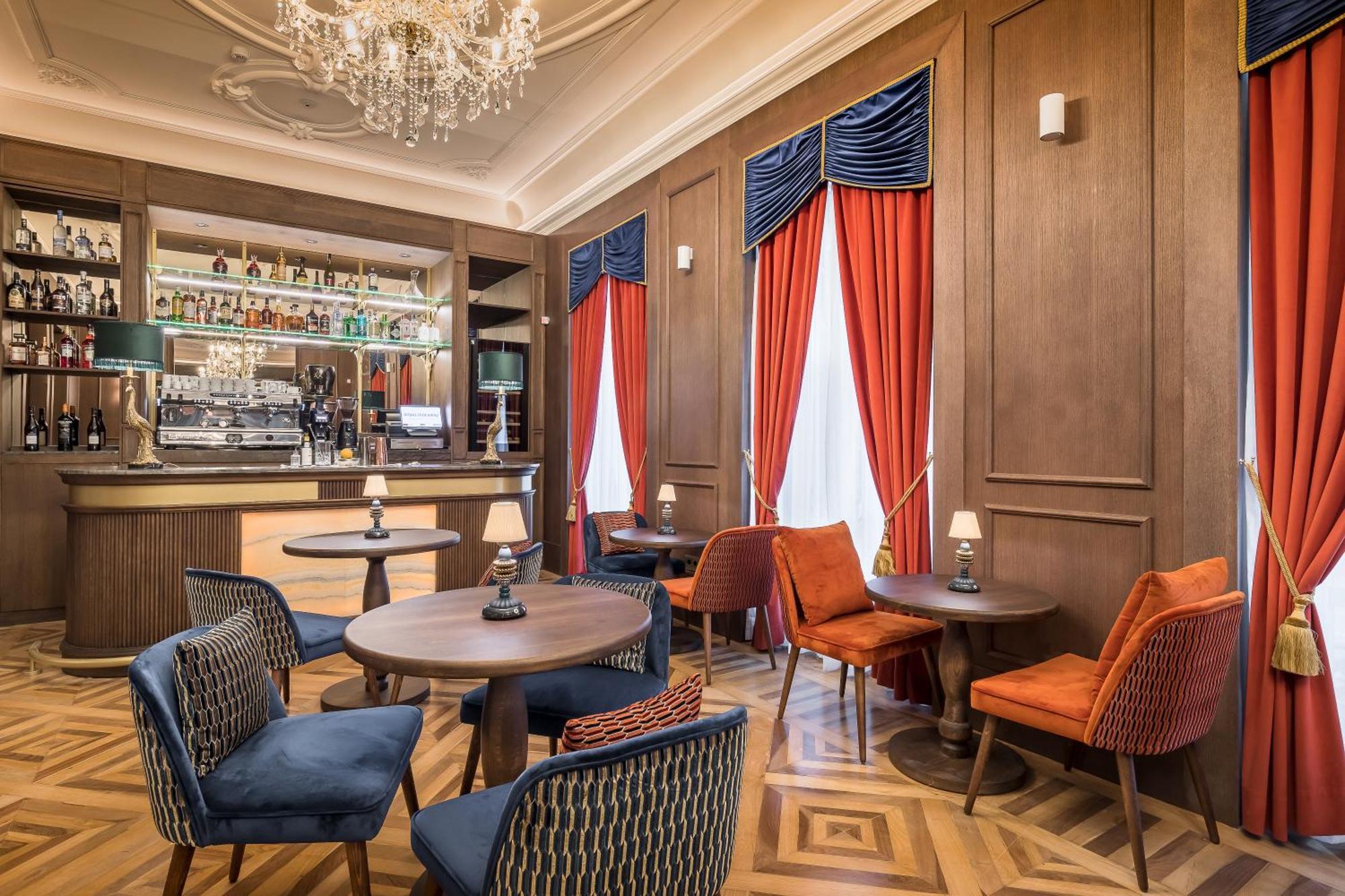 Palacio Gran Via, A Royal Hideaway Hotel Granada Buitenkant foto