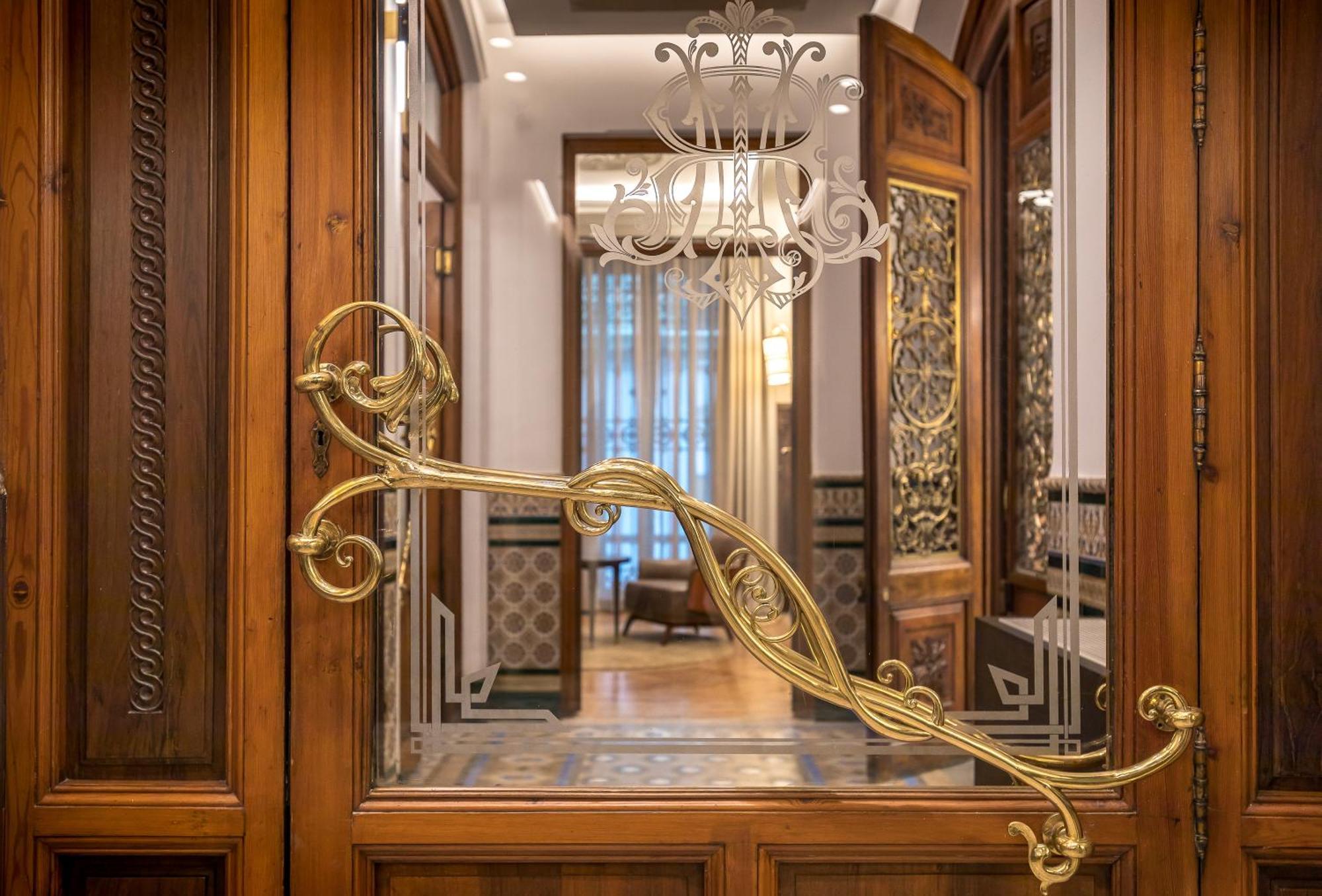 Palacio Gran Via, A Royal Hideaway Hotel Granada Buitenkant foto