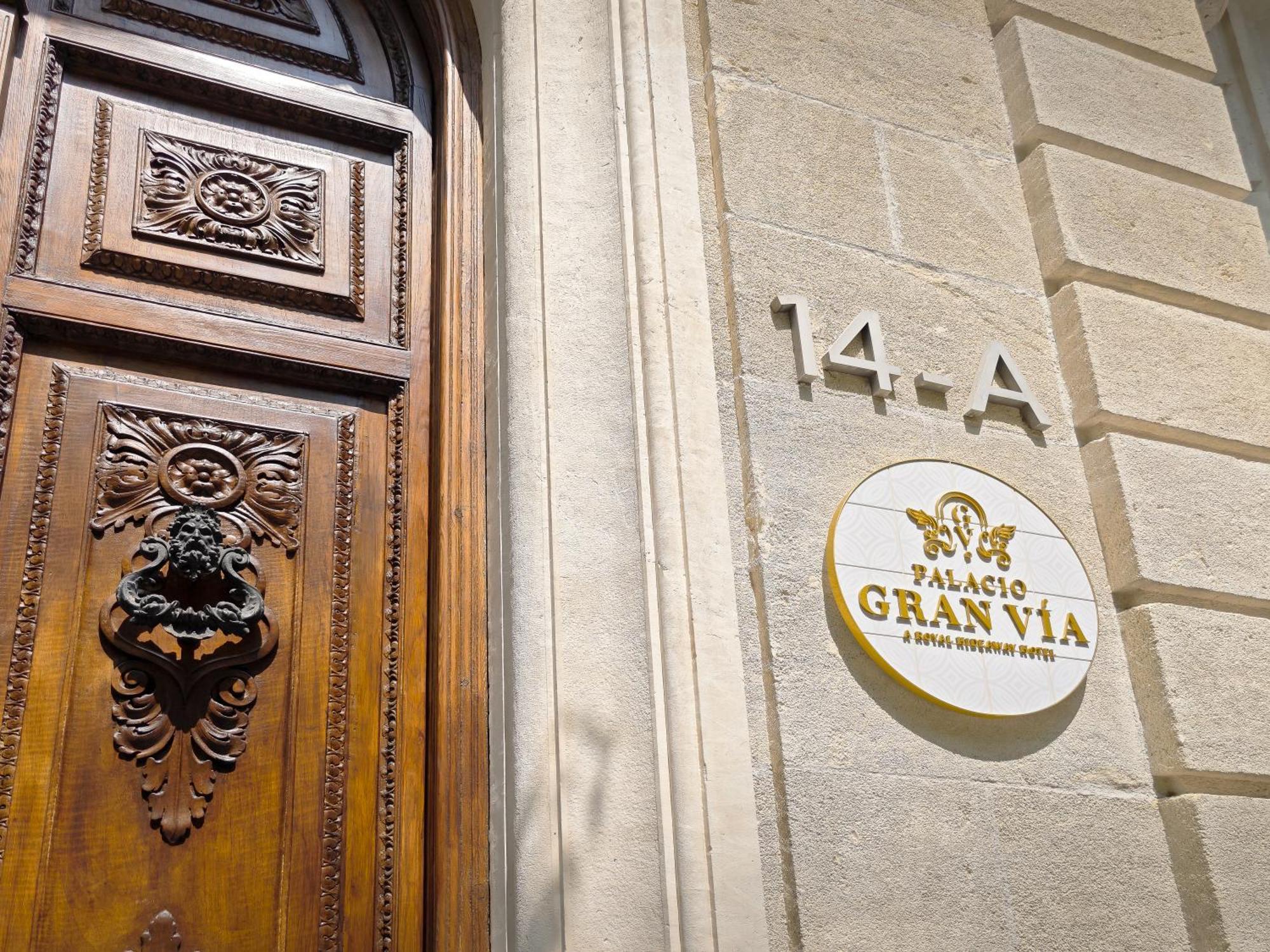Palacio Gran Via, A Royal Hideaway Hotel Granada Buitenkant foto